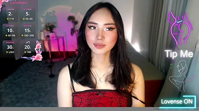 Snapshot of Divine_Goddesss chatting on November 5, 3:06 am Divine Goddesss online show from November 5, 3:06 am