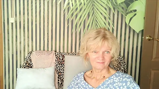 Snapshot of Zoe_Steell chatting on September 23, 7:22 am Zoe Steell online show from September 23, 7:22 am
