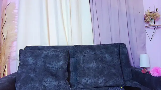 AriaLoren online show from September 30, 12:32 pm