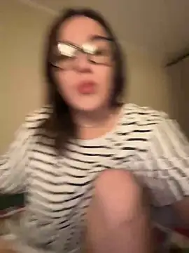 DeliceMaya online show from September 26, 2:21 pm