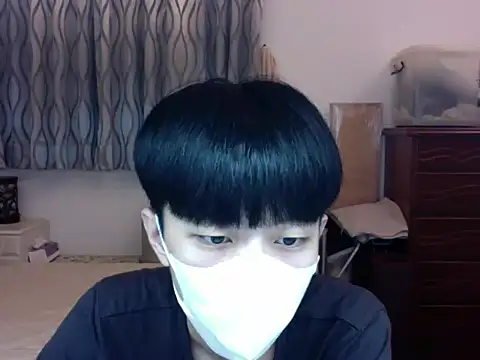Snapshot of kai101010 chatting on September 20, 2:29 pm kai101010 online show from September 20, 2:29 pm