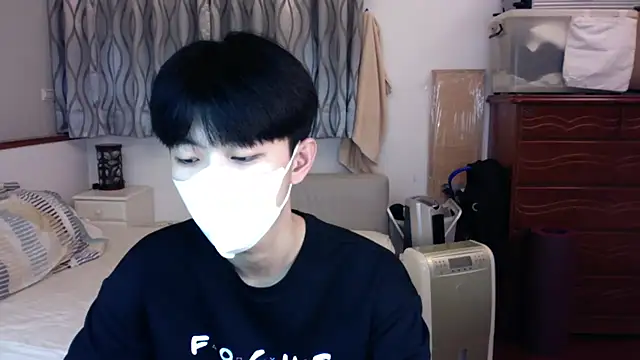 kai101010 online show from October 30, 4:08 pm