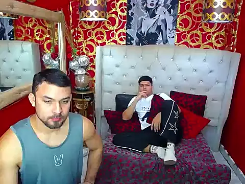 LATINBOYSPEIN online show from September 29, 7:19 pm