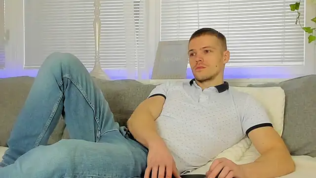 GarettVoss online show from January 9, 8:39 am