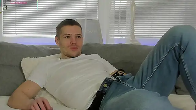 GarettVoss online show from January 15, 9:36 am