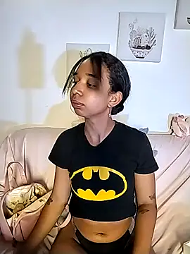 Suzanelee1 online show from October 15, 1:39 am