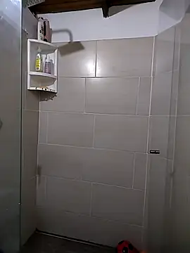 Suzanelee1 online show from November 8, 10:15 am