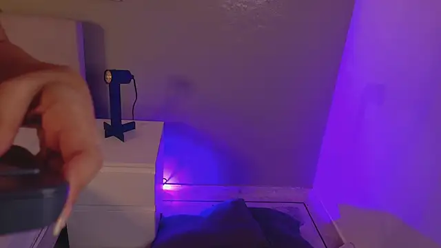 KeendraFox  online show from November 26, 10:27 am