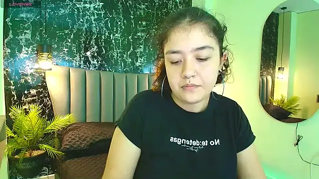 Nia-Stark online show from September 27, 3:28 pm