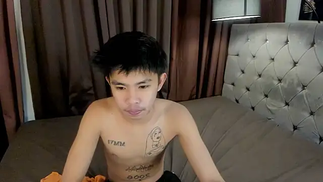 UncensoredCock online show from November 21, 5:22 pm