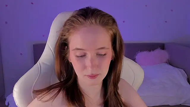 CrystalSoul  online show from October 12, 7:24 pm