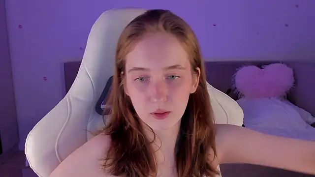 CrystalSoul  online show from October 27, 9:19 pm