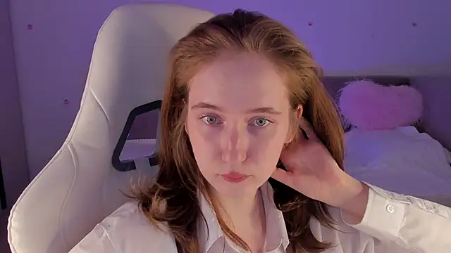 CrystalSoul  online show from October 30, 12:06 pm