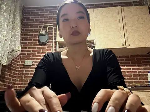 EmmaLeexth online show from September 24, 6:55 pm