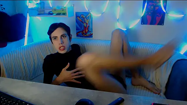 AlexNaughty14 online show from October 4, 7:28 am