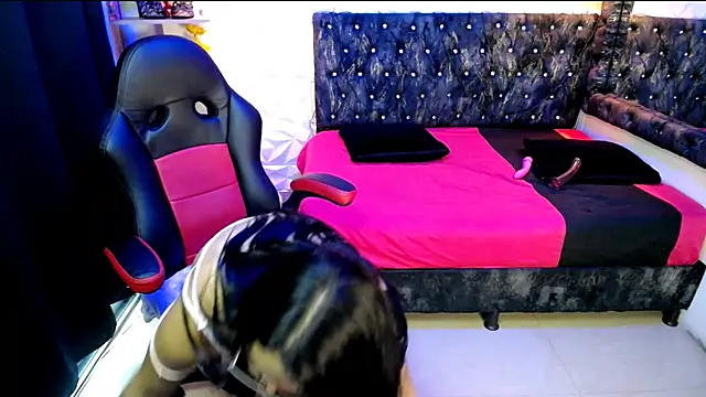 Amy dl online show from January 12, 12:32 pm