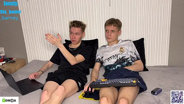 Eaton  online show from December 1, 9:09 pm