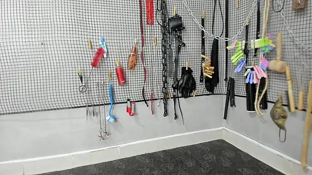 BDSM MEDUZA online show from April 14, 1:44 am