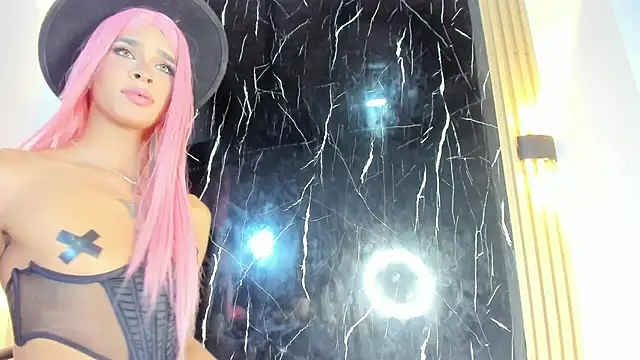 MISS IVVYSWEET online show from October 1, 8:37 pm