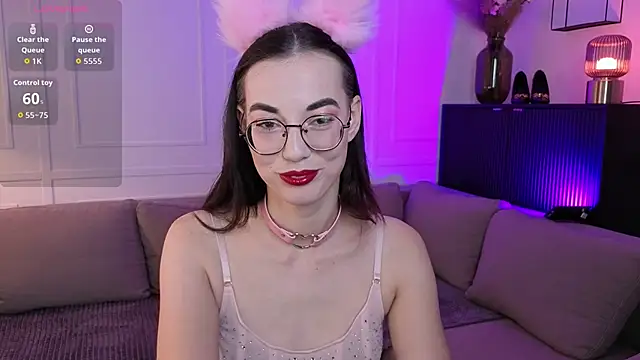 EmmaJakson online show from September 27, 2:11 pm