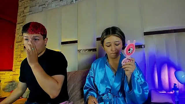 ANLLELOAndANGELA online show from February 2, 3:33 pm