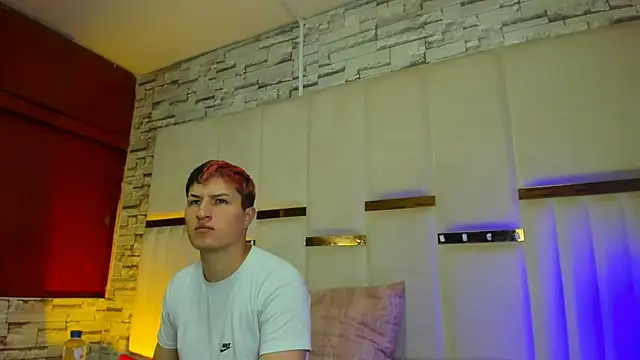 ANLLELOAndANGELA online show from February 9, 3:49 pm