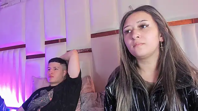 ANLLELOAndANGELA online show from May 26, 5:09 pm