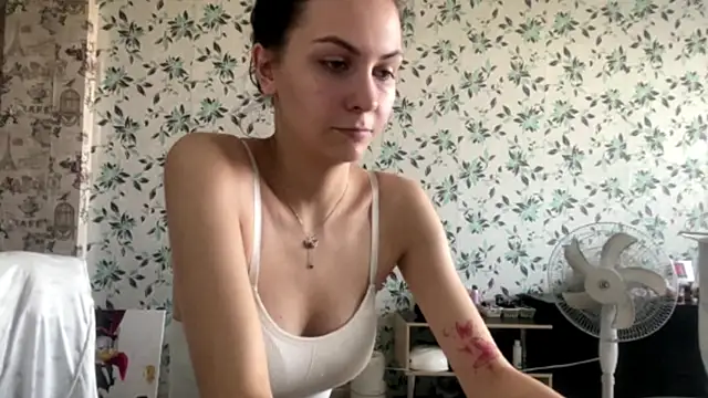 Snapshot of DevoraShaban chatting on September 19, 4:14 am DevoraShaban online show from September 19, 4:14 am