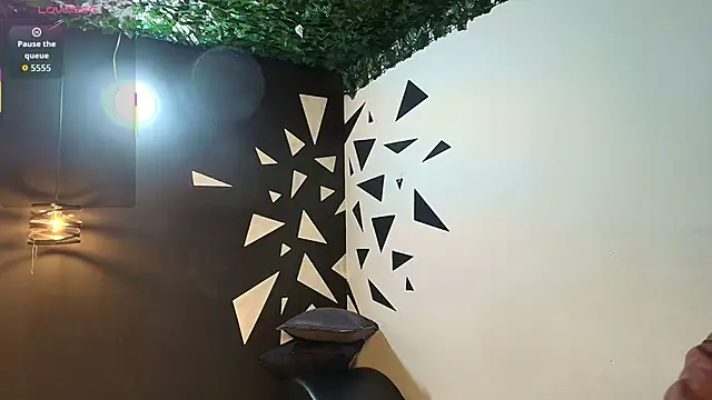 AgataThompson  online show from November 14, 8:29 pm