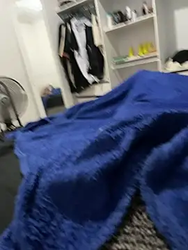 Snapshot of sambergSILVa chatting on February 27, 2:22 am sambergSILVa online show from February 27, 2:22 am