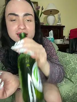 Snapshot of TatianaTaylor69 chatting on February 14, 11:34 pm TatianaTaylor69 online show from February 14, 11:34 pm