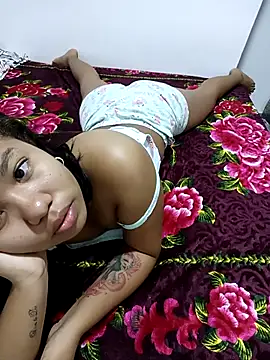 Snapshot of little_onixx chatting on February 18, 11:28 am little onixx online show from February 18, 11:28 am