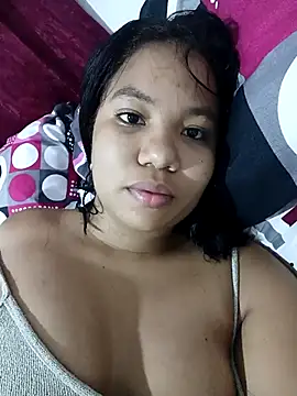 Snapshot of little_onixx chatting on February 24, 10:35 am little onixx online show from February 24, 10:35 am