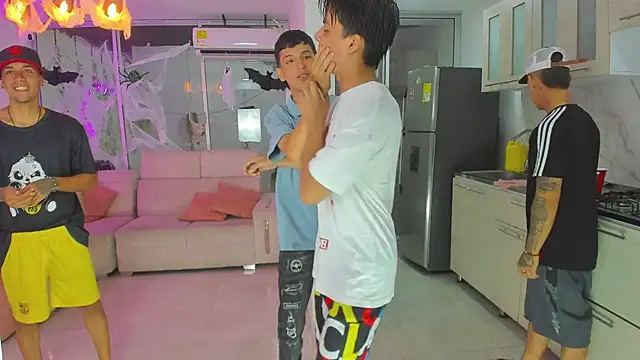 Houseofwarrios online show from October 16, 5:19 am