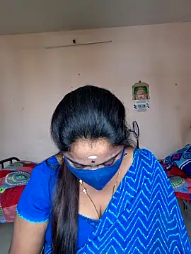 Snapshot of queendivya chatting on June 11, 5:16 am queendivya online show from June 11, 5:16 am