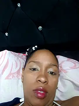  shaine online show from September 18, 11:18 pm