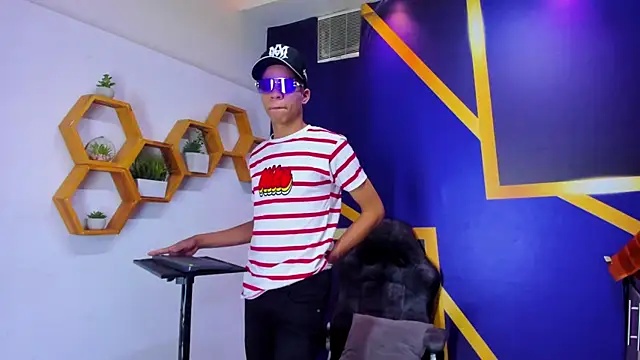 Imperialboys 2 online show from September 30, 4:06 am