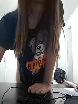 Snapshot of Atrevidallf1 chatting on November 28, 12:24 am Atrevidallf1 online show from November 28, 12:24 am