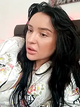 Snapshot of mariabloom9 chatting on October 7, 10:56 am mariabloom9 online show from October 7, 10:56 am