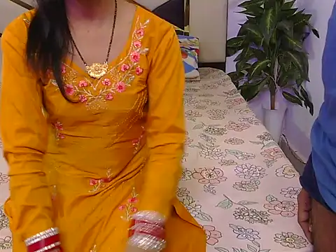 Lovelyy-couple online show from November 11, 4:51 pm