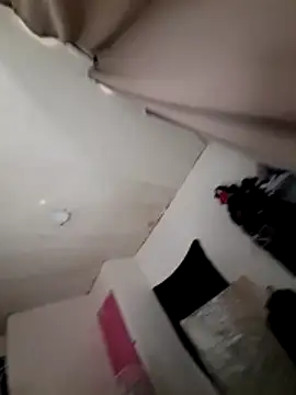 nenalinda69 online show from October 23, 7:45 pm