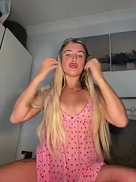 BabyBluexox online show from June 3, 9:12 am