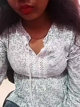 Snapshot of pari_rani7 chatting on March 17, 3:33 am pari rani7 online show from March 17, 3:33 am
