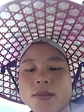 clara-cute online show from September 28, 1:33 am