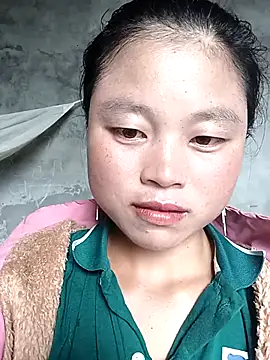 clara-cute online show from October 1, 5:02 am