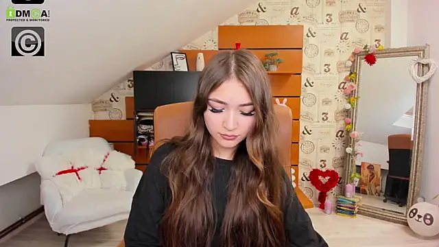 EllaClarke online show from February 13, 10:00 am