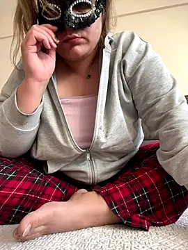 Snapshot of Heidaa chatting on December 17, 6:52 am Heidaa online show from December 17, 6:52 am