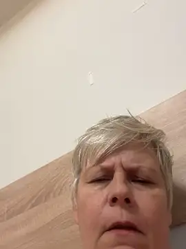 VyC7564 online show from November 6, 10:05 am