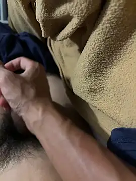 leeyoung  online show from November 10, 6:40 pm