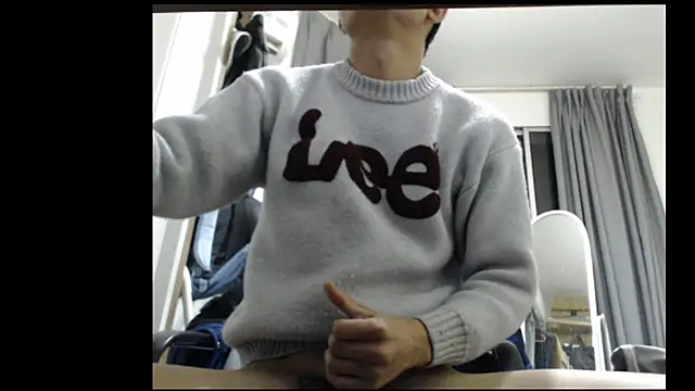 Snapshot of leeyoung_ chatting on February 5, 1:38 pm leeyoung online show from February 5, 1:38 pm